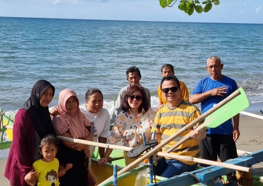 Curhat Yance Mokodongan Nelayan Inobonto kepada Ronny Sompie