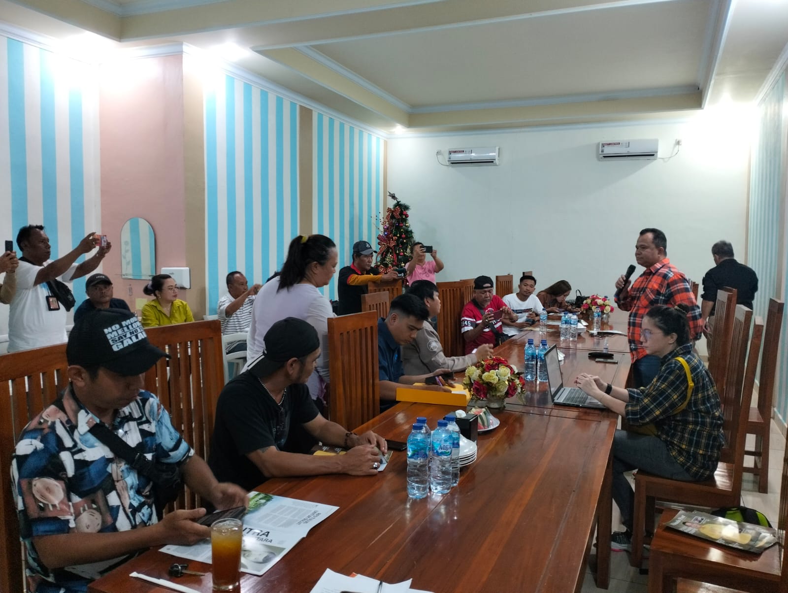 Ronny Sompie Tampung Isu Sulawesi Utara Khususnya Minahasa Utara dari Biro Minahasa Utara